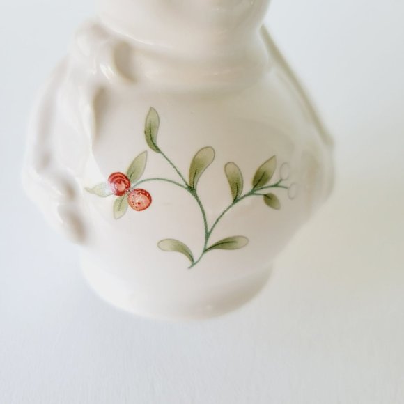 Snowman Salt & Pepper Shakers, Pfaltzgraff Winterberry Christmas Stoneware - Picture 3 of 10